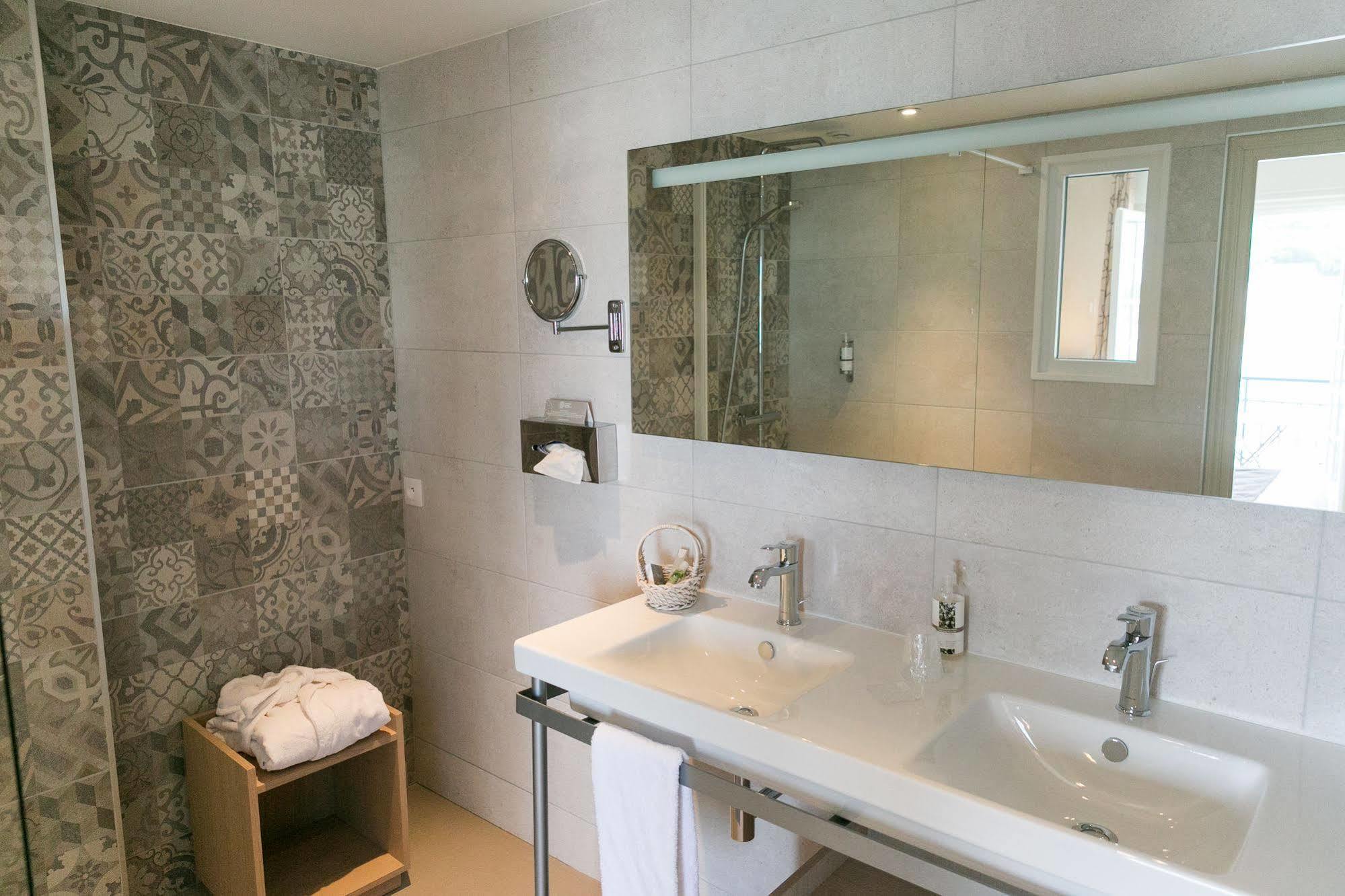 Le Goyen Otel Audierne Dış mekan fotoğraf